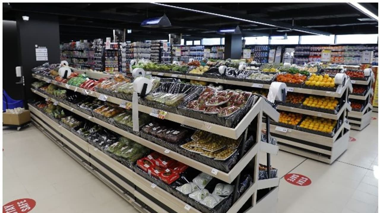 യൂണിയന് കോപിന്റെ മൂന്നാമത് 'കൂപ്' സ്റ്റോര് അല് ഖൂസില് പ്രവര്ത്തനം ആരംഭിച്ചു യൂണിയന് കോപിന്റെ മൂന്നാമത് 'കൂപ്' സ്റ്റോര് അല് ഖൂസില് പ്രവര്ത്തനം ആരംഭിച്ചു