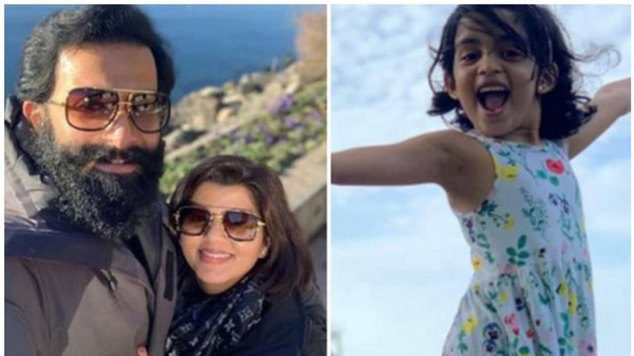 'കൊവിഡ് വാക്സിൻ ഉടൻ ലഭ്യമാകും', മകള് അലംകൃതയുടെ കവിത പങ്കുവെച്ച് സുപ്രിയ മേനോൻ 'കൊവിഡ് വാക്സിൻ ഉടൻ ലഭ്യമാകും', മകള് അലംകൃതയുടെ കവിത പങ്കുവെച്ച് സുപ്രിയ മേനോൻ