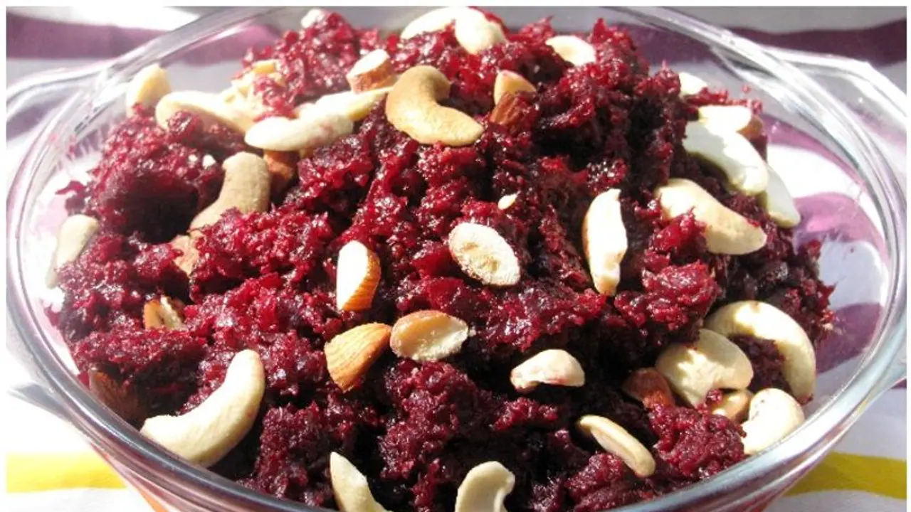 ബീറ്റ്റൂട്ട് കൊണ്ട് കിടിലനൊരു ഹൽവ ഉണ്ടാക്കിയാലോ... ബീറ്റ്റൂട്ട് കൊണ്ട് കിടിലനൊരു ഹൽവ ഉണ്ടാക്കിയാലോ...