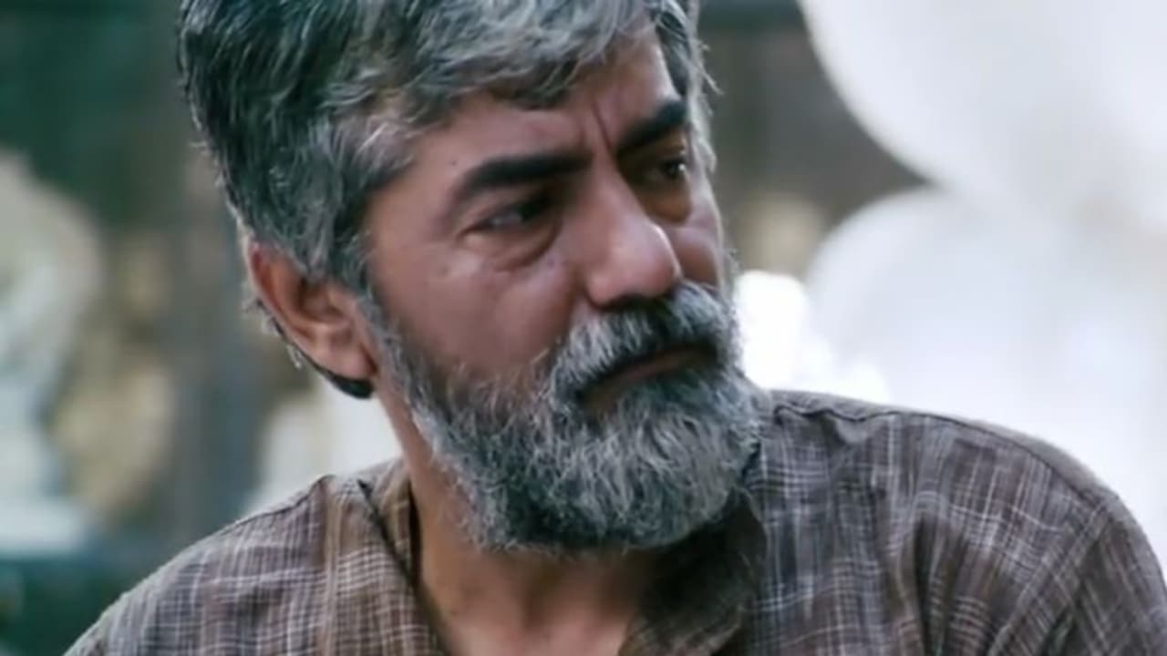 బాలీవుడ్ లో మరో విషాదం: నటుడు ఆసిఫ్ బస్రా ఆత్మహత్య బాలీవుడ్ లో మరో విషాదం: నటుడు ఆసిఫ్ బస్రా ఆత్మహత్య