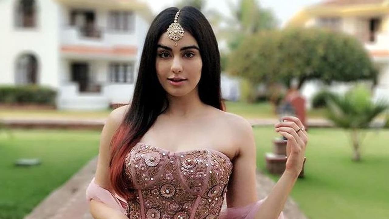 Adah Sharma : 'காதலில் விழுந்தேன்'.. நிலாவில் இருந்து வழுக்கி விழுந்த அதா ஷர்மா ... வீடியோ வெளியிட்ட நடிகை Adah Sharma : 'காதலில் விழுந்தேன்'.. நிலாவில் இருந்து வழுக்கி விழுந்த அதா ஷர்மா ... வீடியோ வெளியிட்ட நடிகை