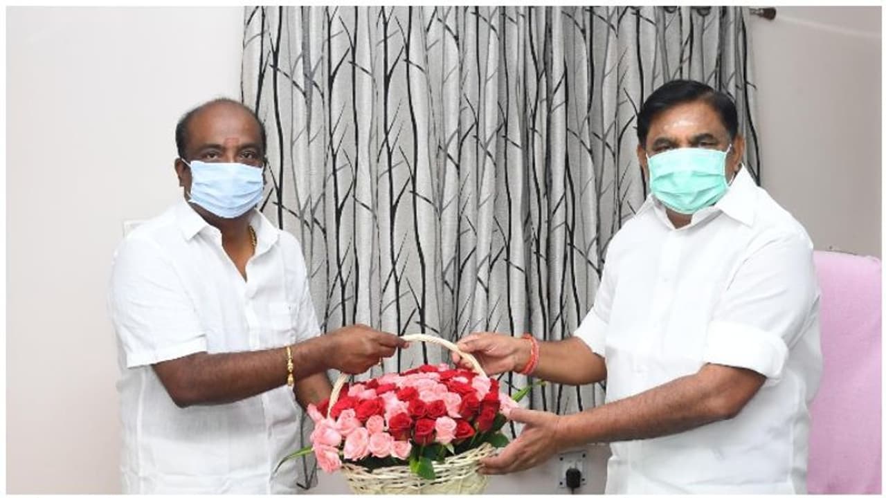 திருப்பம் தருமா திருப்பத்தூர்.. திமுக முன்னாள் அமைச்சருக்கும், அதிமுக வேட்பாளருக்கும் கடும் போட்டி..!