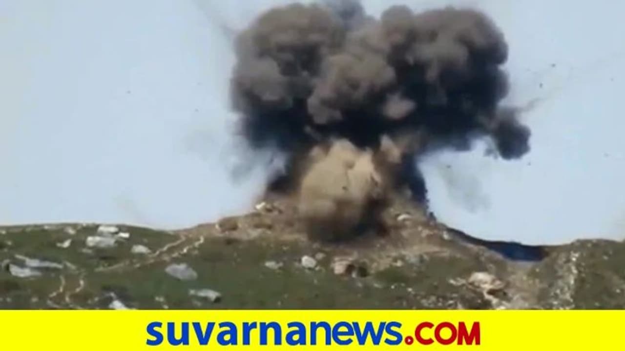 ಹಬ್ಬದ ಮುನ್ನಾ ದಿನ ಗಡಿಯಲ್ಲಿ ರಕ್ತದೋಕುಳಿ: ಭಾರತ ಪಾಕ್ ಭಾರೀ ಕದನ! ಹಬ್ಬದ ಮುನ್ನಾ ದಿನ ಗಡಿಯಲ್ಲಿ ರಕ್ತದೋಕುಳಿ: ಭಾರತ ಪಾಕ್ ಭಾರೀ ಕದನ!