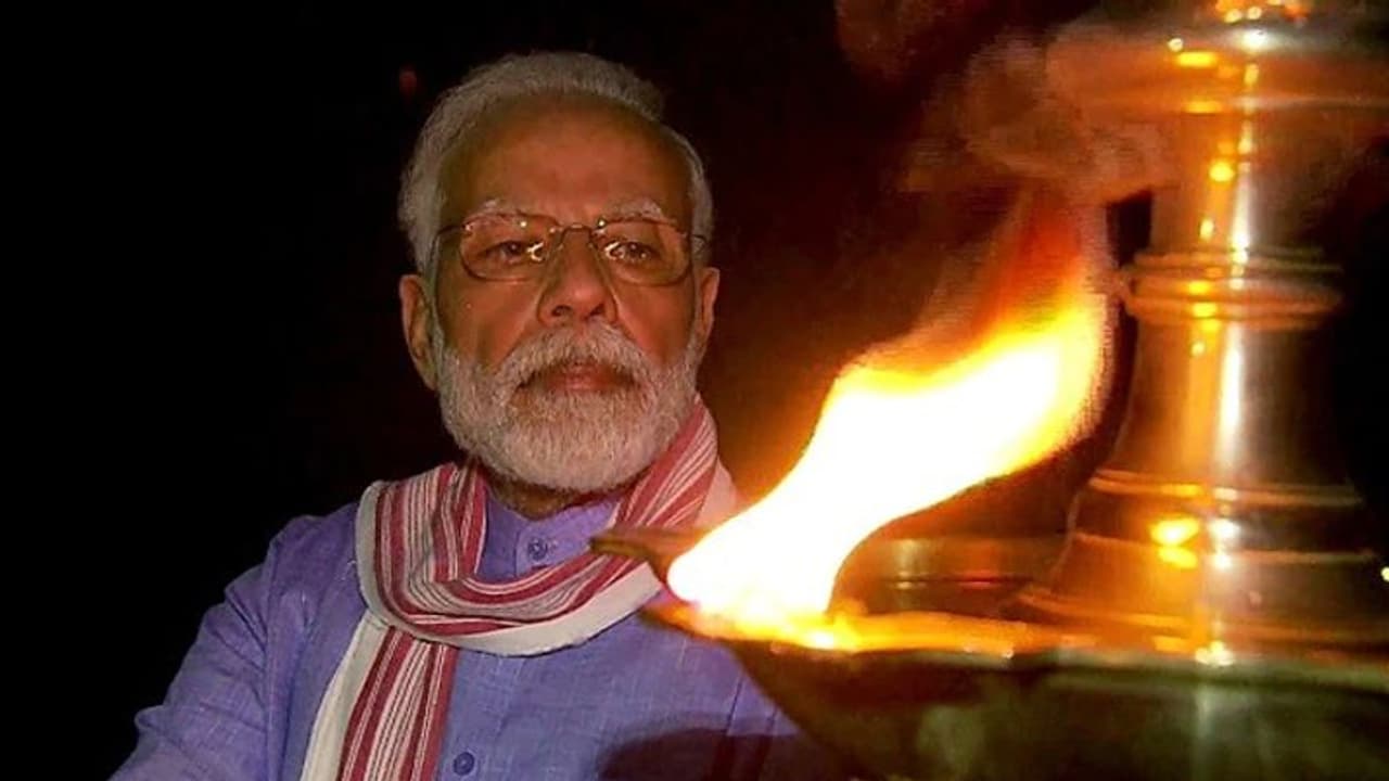 Diwali Wish সারা দেশ মেতে আলোর উৎসবে, দেশবাসীকে শুভেচ্ছা নরেন্দ্র মোদী থেকে রাহুল গান্ধীর Diwali Wish সারা দেশ মেতে আলোর উৎসবে, দেশবাসীকে শুভেচ্ছা নরেন্দ্র মোদী থেকে রাহুল গান্ধীর