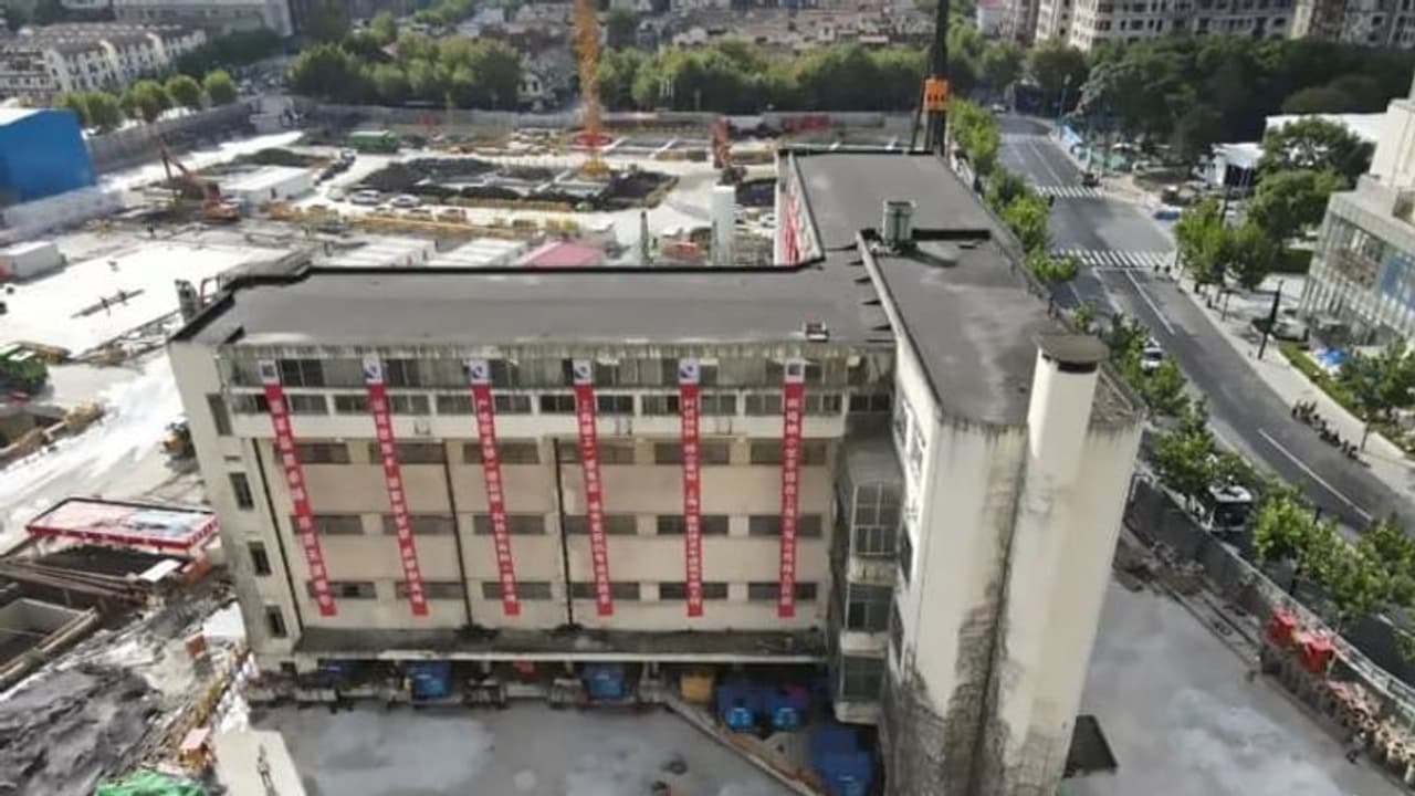 चीन में बहुमंजिली इमारत ढही, 39 का पता नहीं, 23 मलबे में दबे, हादसे का डिटेल छुपा रहा ड्रैगन