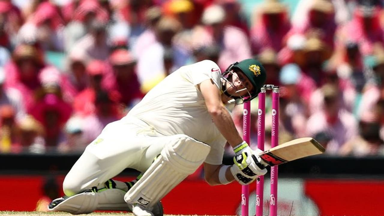 ടെസ്റ്റ് പരമ്പരക്ക് മുമ്പ് ഇന്ത്യന് പേസര്മാരെ വെല്ലുവിളിച്ച് സ്റ്റീവ് സ്മിത്ത് ടെസ്റ്റ് പരമ്പരക്ക് മുമ്പ് ഇന്ത്യന് പേസര്മാരെ വെല്ലുവിളിച്ച് സ്റ്റീവ് സ്മിത്ത്