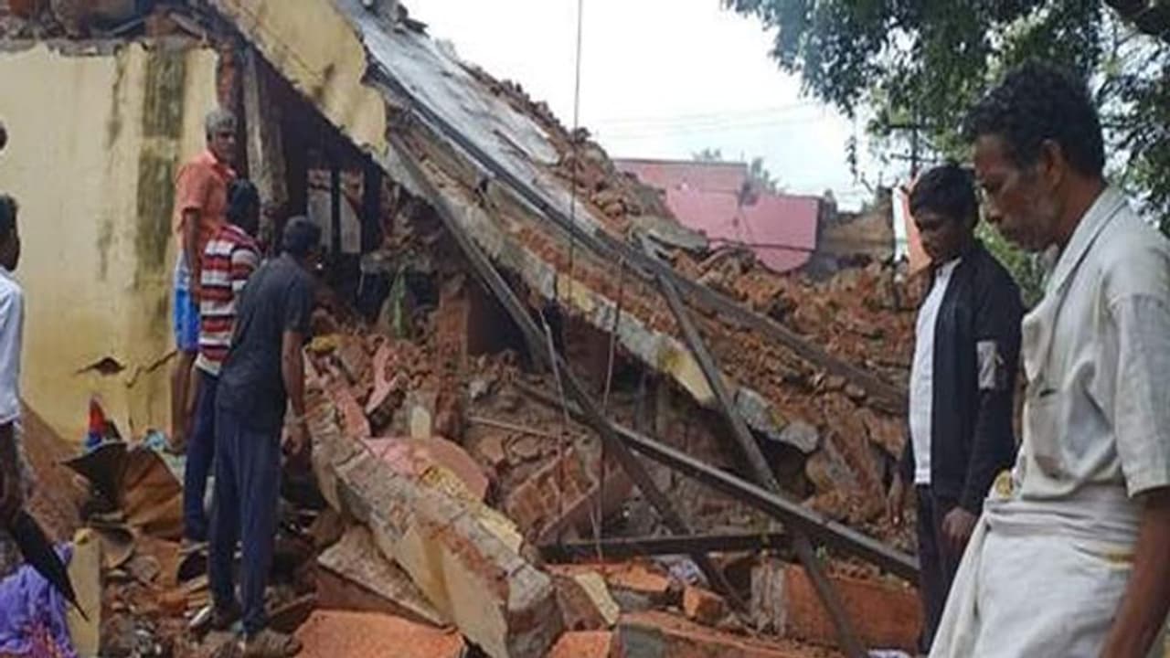 ஆரணியில் பயங்கரம்... சிலிண்டர் வெடித்து விபத்து... 8 வயது குழந்தை உட்பட 3 பேர் பலி.. 5 பேர் படுகாயம்..!