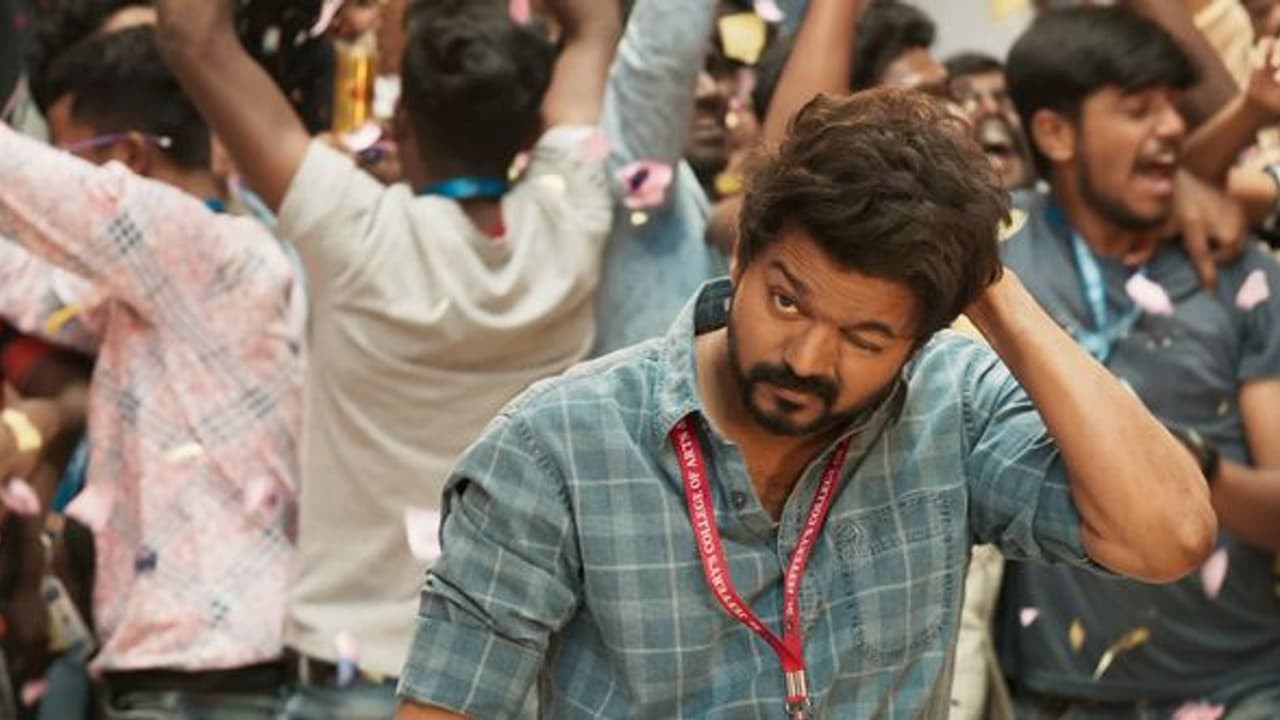 16 மணி நேரத்தில் 16 மில்லியன் வியூஸ்கள்... பட்டையைக் கிளப்பும் “மாஸ்டர்” டீசர்...! 16 மணி நேரத்தில் 16 மில்லியன் வியூஸ்கள்... பட்டையைக் கிளப்பும் “மாஸ்டர்” டீசர்...!