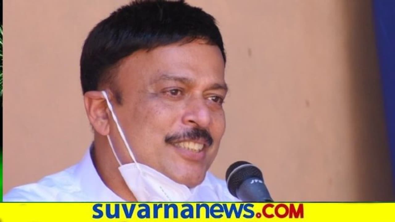 ಬಿಜೆಪಿ ಶಾಸಕಗೆ ಎದುರಾಯ್ತು ಅಕ್ರಮ ದಂಧೆ ಆರೋಪ ಬಿಜೆಪಿ ಶಾಸಕಗೆ ಎದುರಾಯ್ತು ಅಕ್ರಮ ದಂಧೆ ಆರೋಪ