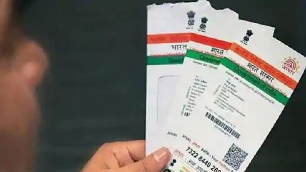 Aadhaar PVC Card: ಕೇವಲ 50ರೂ.ಗೆ ಆನ್ ಲೈನ್ ನಲ್ಲೇ ಆಧಾರ್ ಪಿವಿಸಿ ಕಾರ್ಡ್ ಪಡೆಯಬಹುದು, ಹೇಗೆ? 