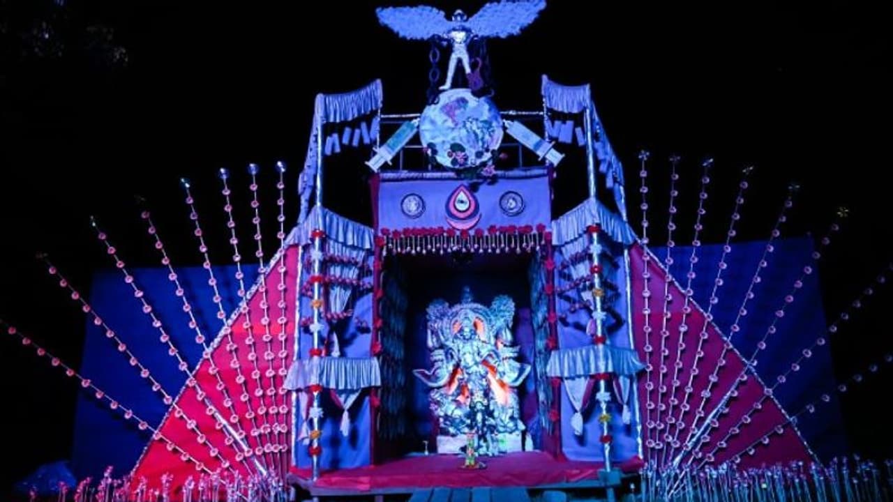 KaliPuja 2021 বিমলম্বা মন্দিরের আদলে বিগ বাজেটের ৯০ ফুটের কালীপুজো মন্ডপ KaliPuja 2021 বিমলম্বা মন্দিরের আদলে বিগ বাজেটের ৯০ ফুটের কালীপুজো মন্ডপ