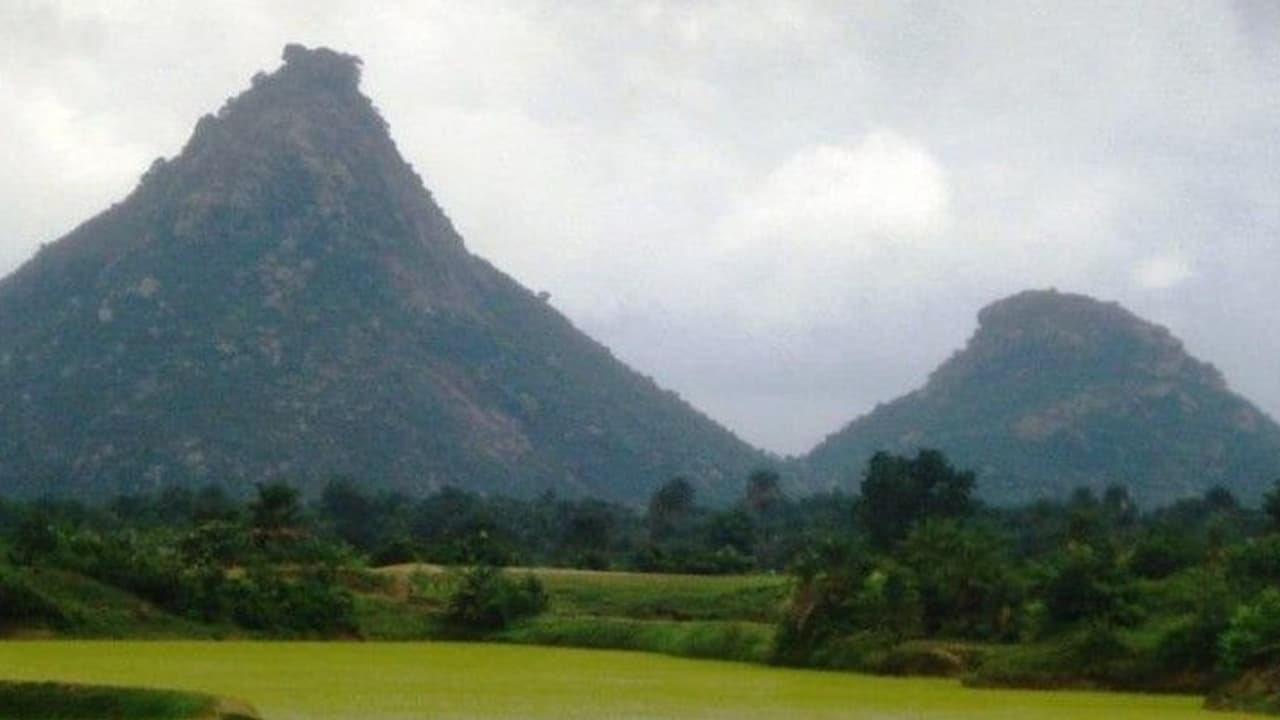 রাজ্য়ের সর্বনিম্ন সংক্রমণ এই জেলায়, বৃষ্টিতে হারাতেই পারেন পুরুলিয়ার পাহাড়ে