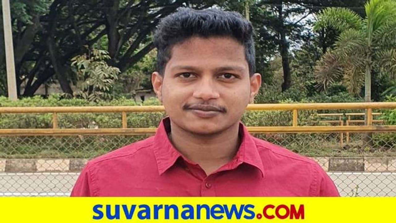 ಧಾರವಾಡ: ರಜೆ ಪಡೆಯದೆ, ವೇತನವನ್ನೂ ದಾನ ಮಾಡಿದ ಮಾದರಿ ವೈದ್ಯ..! ಧಾರವಾಡ: ರಜೆ ಪಡೆಯದೆ, ವೇತನವನ್ನೂ ದಾನ ಮಾಡಿದ ಮಾದರಿ ವೈದ್ಯ..!