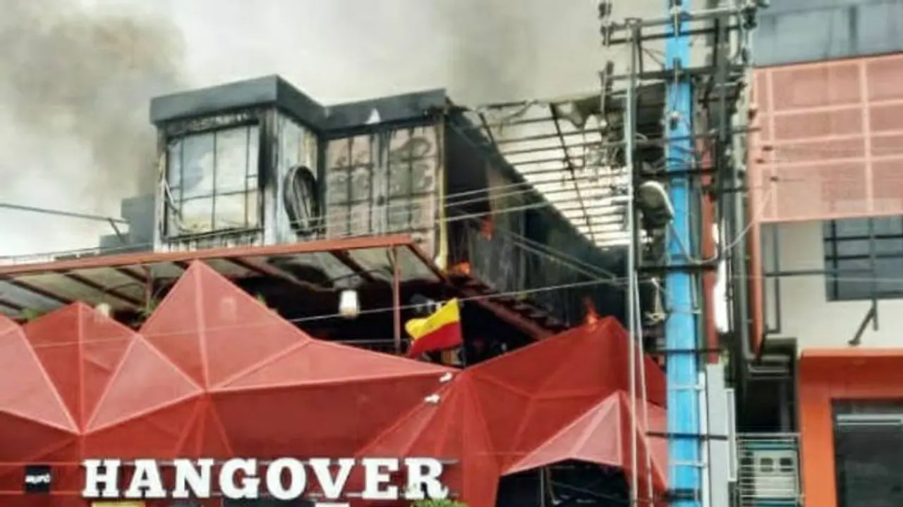 Bengaluru: Fire breaks out at Hangover pub in HSR Layout Bengaluru: Fire breaks out at Hangover pub in HSR Layout