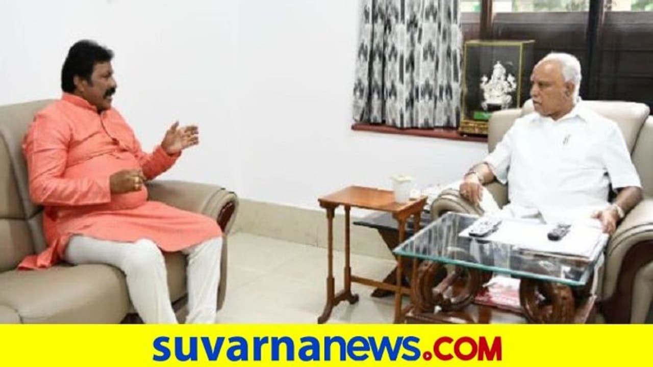 ದೀಪಾವಳಿ ಹಬ್ಬದ ಶುಭಾಶಯ ಕೋರವ ನೆಪದಲ್ಲಿ ಸಿಎಂ ಮುಂದೆ ಮಹತ್ವದ ಬೇಡಿಕೆ ಇಟ್ಟ ಕೌರವ..! ದೀಪಾವಳಿ ಹಬ್ಬದ ಶುಭಾಶಯ ಕೋರವ ನೆಪದಲ್ಲಿ ಸಿಎಂ ಮುಂದೆ ಮಹತ್ವದ ಬೇಡಿಕೆ ಇಟ್ಟ ಕೌರವ..!