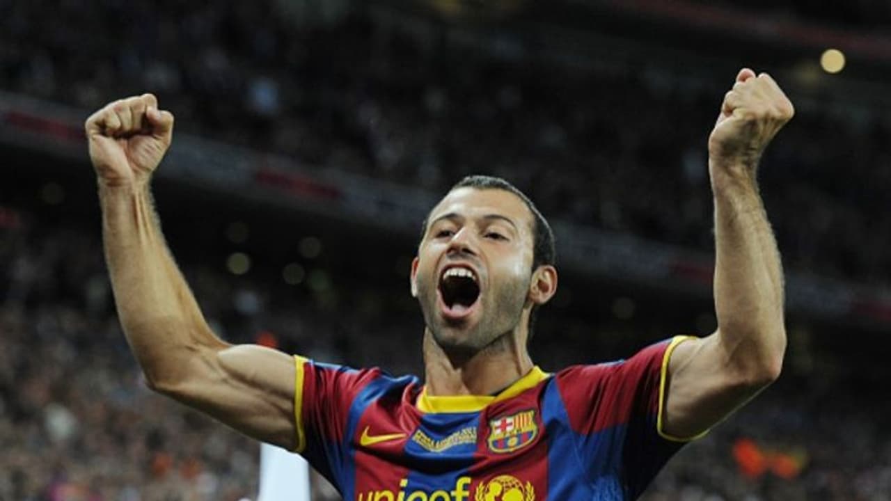 334 മത്സരങ്ങള്, 18 കിരീടങ്ങള്, ഒരേയൊരു ഗോള്; ഫുട്ബോളില് നിന്ന് വിരമിച്ച മഷറാനോയ്ക്ക് ബാഴ്സയുടെ ആദരം 334 മത്സരങ്ങള്, 18 കിരീടങ്ങള്, ഒരേയൊരു ഗോള്; ഫുട്ബോളില് നിന്ന് വിരമിച്ച മഷറാനോയ്ക്ക് ബാഴ്സയുടെ ആദരം