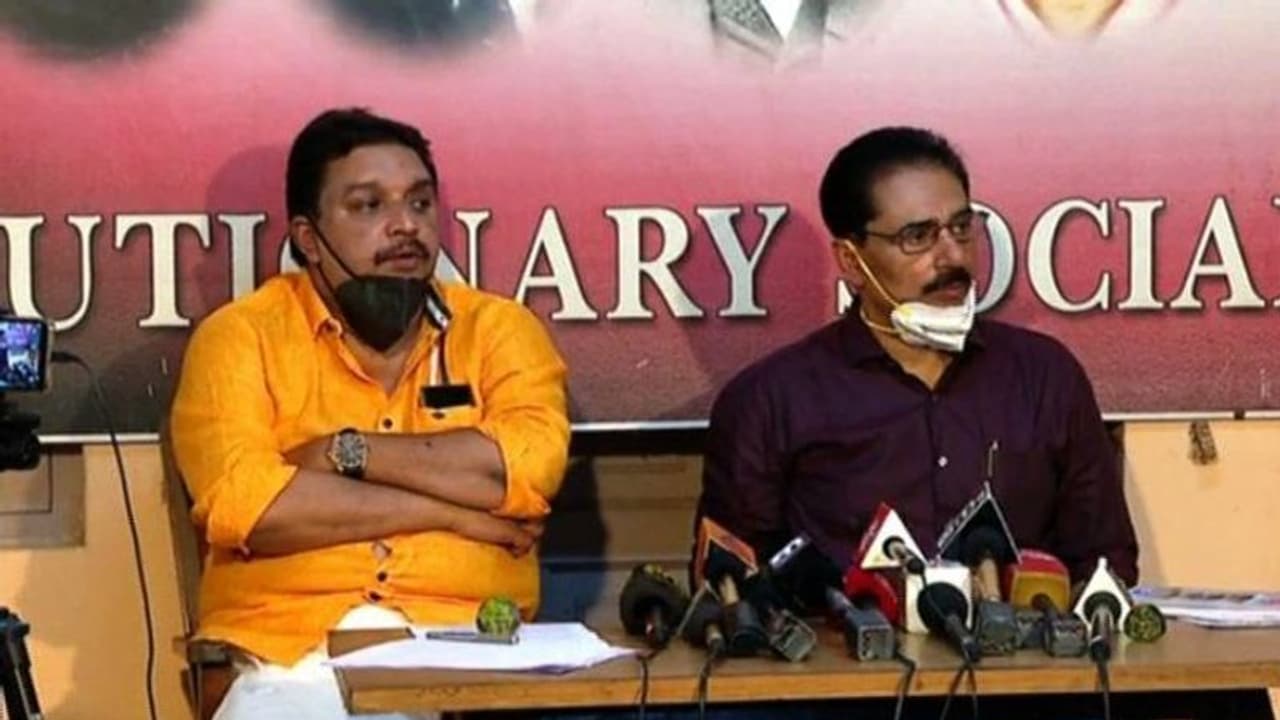 ധനമന്ത്രി പച്ചക്കള്ളം പറയുന്നു, സത്യപ്രതിജ്ഞയും ഭരണഘടനയും ലംഘിച്ചുവെന്നും എൻകെ പ്രേമചന്ദ്രൻ ധനമന്ത്രി പച്ചക്കള്ളം പറയുന്നു, സത്യപ്രതിജ്ഞയും ഭരണഘടനയും ലംഘിച്ചുവെന്നും എൻകെ പ്രേമചന്ദ്രൻ