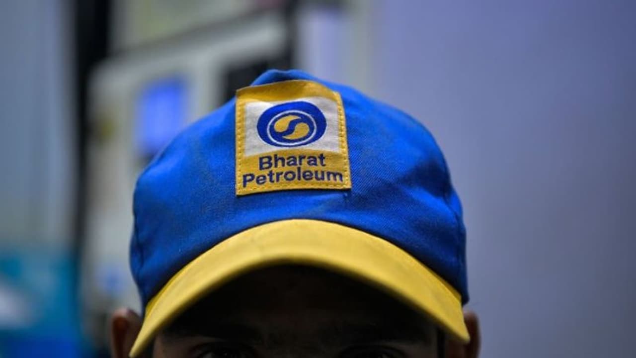 ഭാരത് പെട്രോളിയം ഓഹരി വിൽപ്പനയിലൂടെ 90,000 കോടി സമാഹരിക്കാൻ ലക്ഷ്യമിട്ട് സർക്കാർ