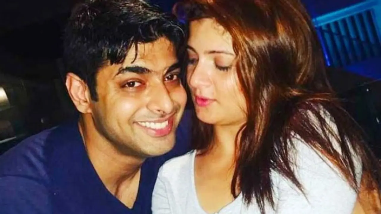 সঙ্গমে অক্ষম থেকে চোরের তকমা, মোটা বলেও কটাক্ষ রোশনকে, শ্রাবন্তীকে একহাত নিলেন তৃতীয় স্বামী সঙ্গমে অক্ষম থেকে চোরের তকমা, মোটা বলেও কটাক্ষ রোশনকে, শ্রাবন্তীকে একহাত নিলেন তৃতীয় স্বামী