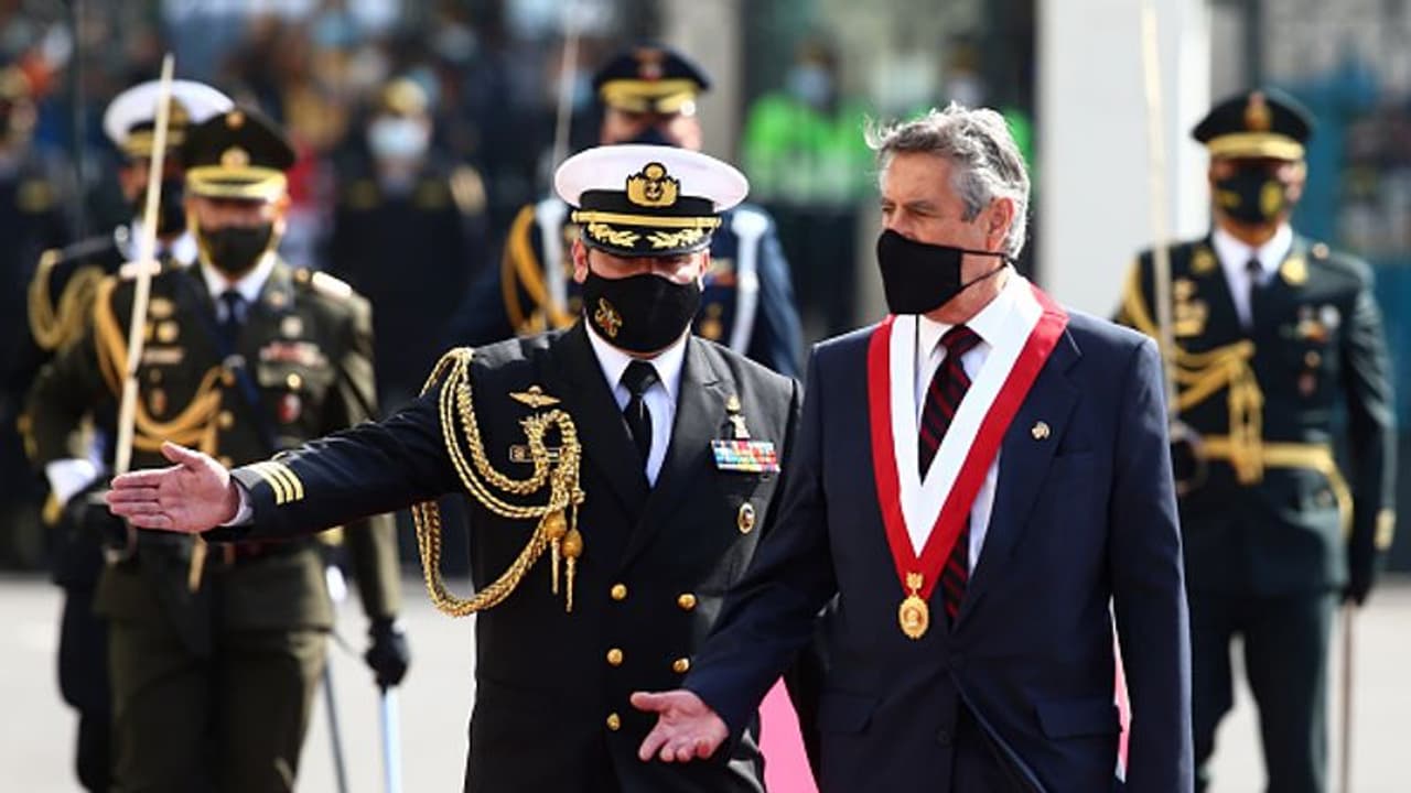 സഗസ്തി പെറു പ്രസിഡന്റ്; ഒരാഴ്ചയ്ക്കിടെ ഈ സ്ഥാനത്ത് എത്തുന്ന മൂന്നാമത്തെയാൾ സഗസ്തി പെറു പ്രസിഡന്റ്; ഒരാഴ്ചയ്ക്കിടെ ഈ സ്ഥാനത്ത് എത്തുന്ന മൂന്നാമത്തെയാൾ