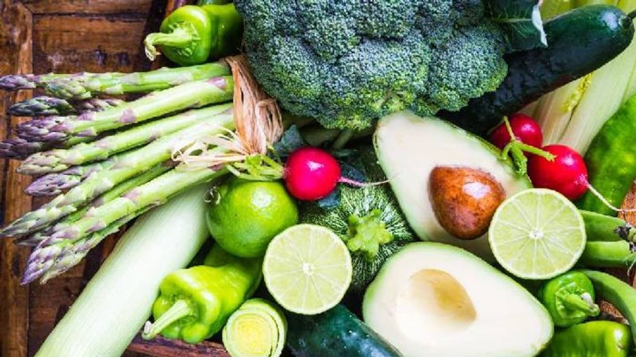 രോ​ഗപ്രതിരോധശേഷി വർദ്ധിപ്പിക്കാൻ ഈ അഞ്ച് ഭക്ഷണങ്ങൾ കഴിക്കൂ