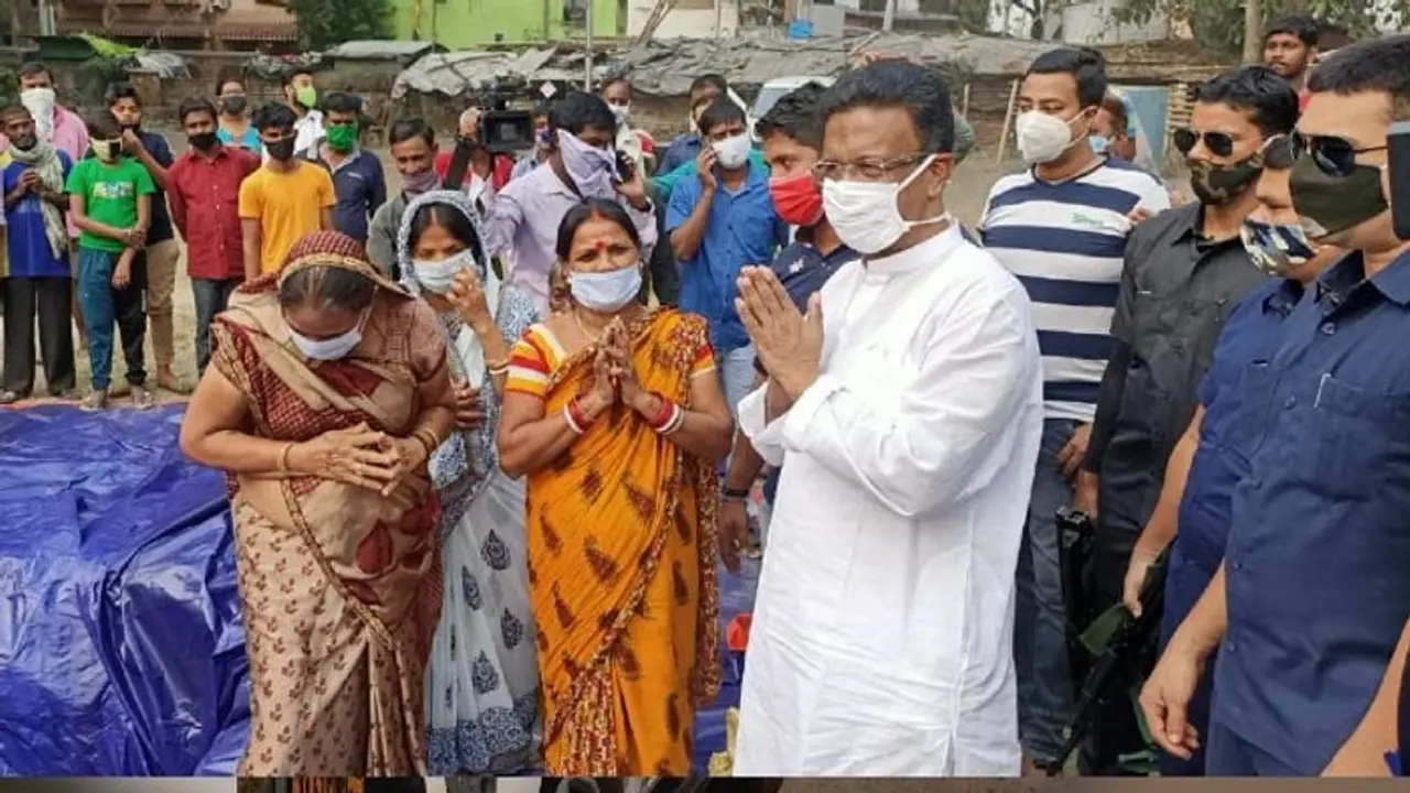 ছট পুজোর জন্য কৃত্রিম জলাশয় দেখতে শহরে ফিরহাদ, থাকছে বায়ো টয়লেট চেঞ্জিং রুমের ব্যবস্থা ছট পুজোর জন্য কৃত্রিম জলাশয় দেখতে শহরে ফিরহাদ, থাকছে বায়ো টয়লেট চেঞ্জিং রুমের ব্যবস্থা