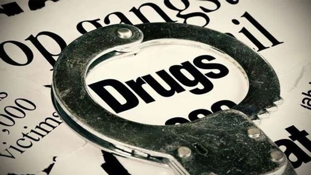 75 ലക്ഷം രൂപയുടെ ലഹരി വസ്തുകളുമായി ബെംഗളൂരുവിൽ മലയാളി പിടിയിൽ