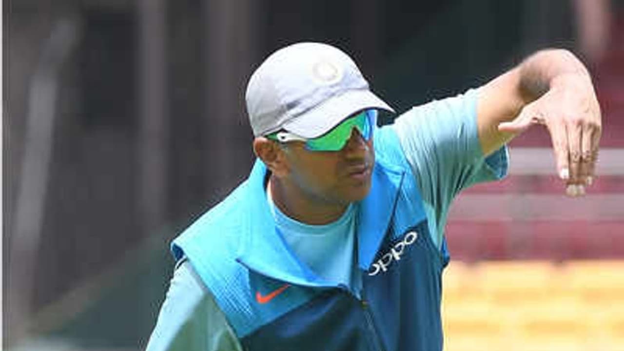 #SLvsIND இலங்கை சுற்றுப்பயணத்துக்கான இந்திய அணியின் பயிற்சியாளர் ராகுல் டிராவிட்..! கேப்டன் தவான் #SLvsIND இலங்கை சுற்றுப்பயணத்துக்கான இந்திய அணியின் பயிற்சியாளர் ராகுல் டிராவிட்..! கேப்டன் தவான்