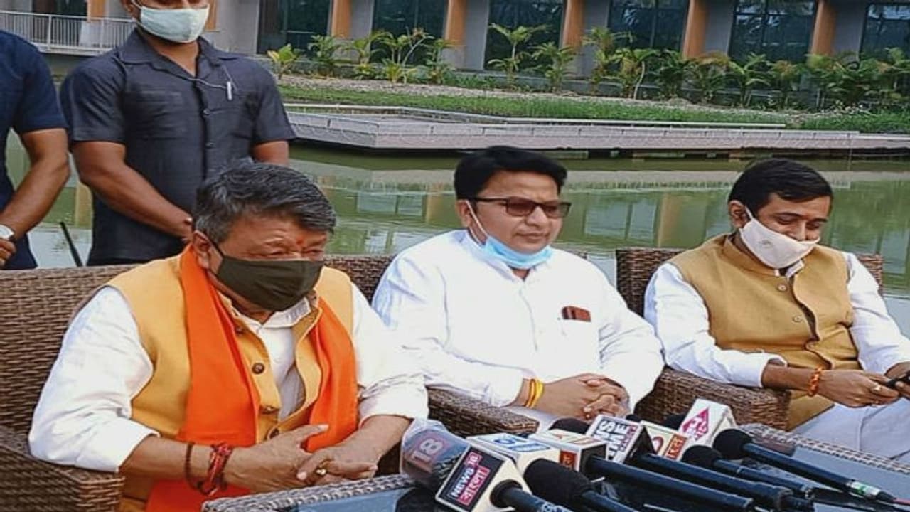 বিজেপির নজর নীলবাড়িতে, একুশের নির্বাচনের রণ কৌশল ঠিক করতে বাংলাকে পাঁচ জোনে ভাগ বিজেপির নজর নীলবাড়িতে, একুশের নির্বাচনের রণ কৌশল ঠিক করতে বাংলাকে পাঁচ জোনে ভাগ