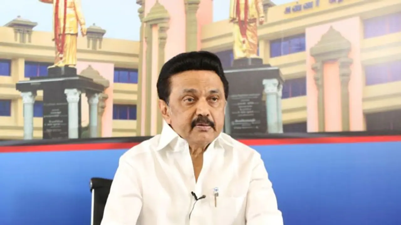 அரசு ஊழியர்களுக்கு நினைத்து பார்க்காத வகையில் குஷியான அறிவிப்பு.. தேர்தல் அறிக்கையை வெளியிட்ட ஸ்டாலின்..! அரசு ஊழியர்களுக்கு நினைத்து பார்க்காத வகையில் குஷியான அறிவிப்பு.. தேர்தல் அறிக்கையை வெளியிட்ட ஸ்டாலின்..!