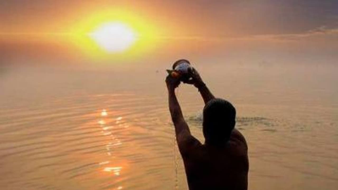 যে কোনও কাজেই বাধা আসছে? মেনে চলুন এই টোটকাগুলো যে কোনও কাজেই বাধা আসছে? মেনে চলুন এই টোটকাগুলো