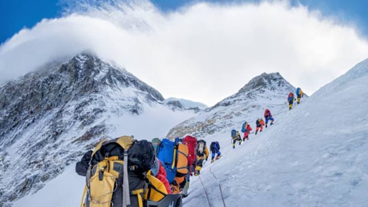 ಎವರೆಸ್ಟ್ಗೂ ತಲುಪಿತು ಕೊರೋನಾ ಮಹಾಮಾರಿ!! ಎವರೆಸ್ಟ್ಗೂ ತಲುಪಿತು ಕೊರೋನಾ ಮಹಾಮಾರಿ!!