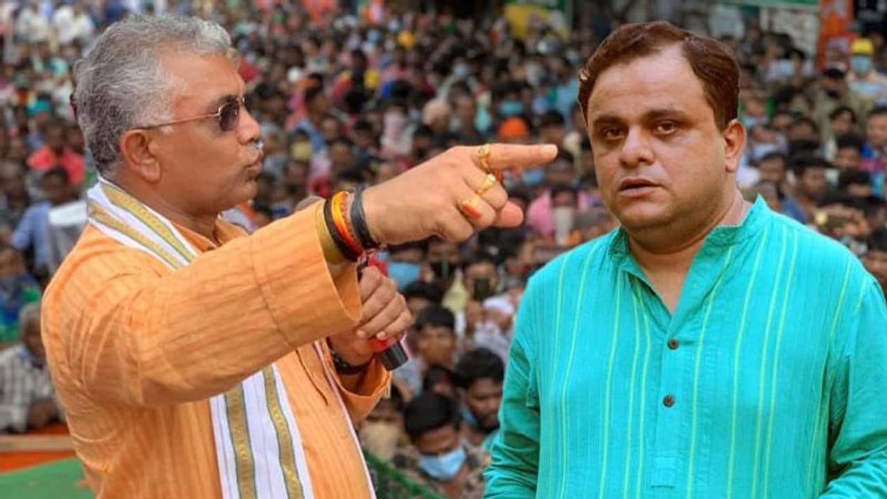 'প্রশান্ত কিশোর তাহলে কোথাকার', ব্রাত্যের 'বহিরাগত' তকমার পাল্টা প্রশ্ন দিলীপের 'প্রশান্ত কিশোর তাহলে কোথাকার', ব্রাত্যের 'বহিরাগত' তকমার পাল্টা প্রশ্ন দিলীপের