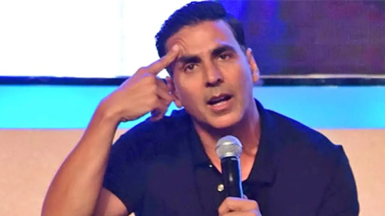 अक्षय ने भेजा 500 करोड़ की मानहानि का नोटिस तो भड़का यूट्यूबर, कहा अब कार्रवाई के लिए तैयार रहें