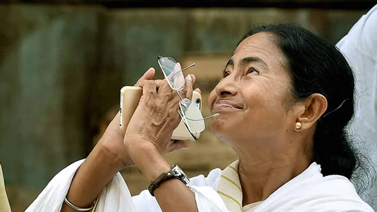 Bengal government extends 'Swasthya Sathi’ health scheme for all Bengal government extends 'Swasthya Sathi’ health scheme for all