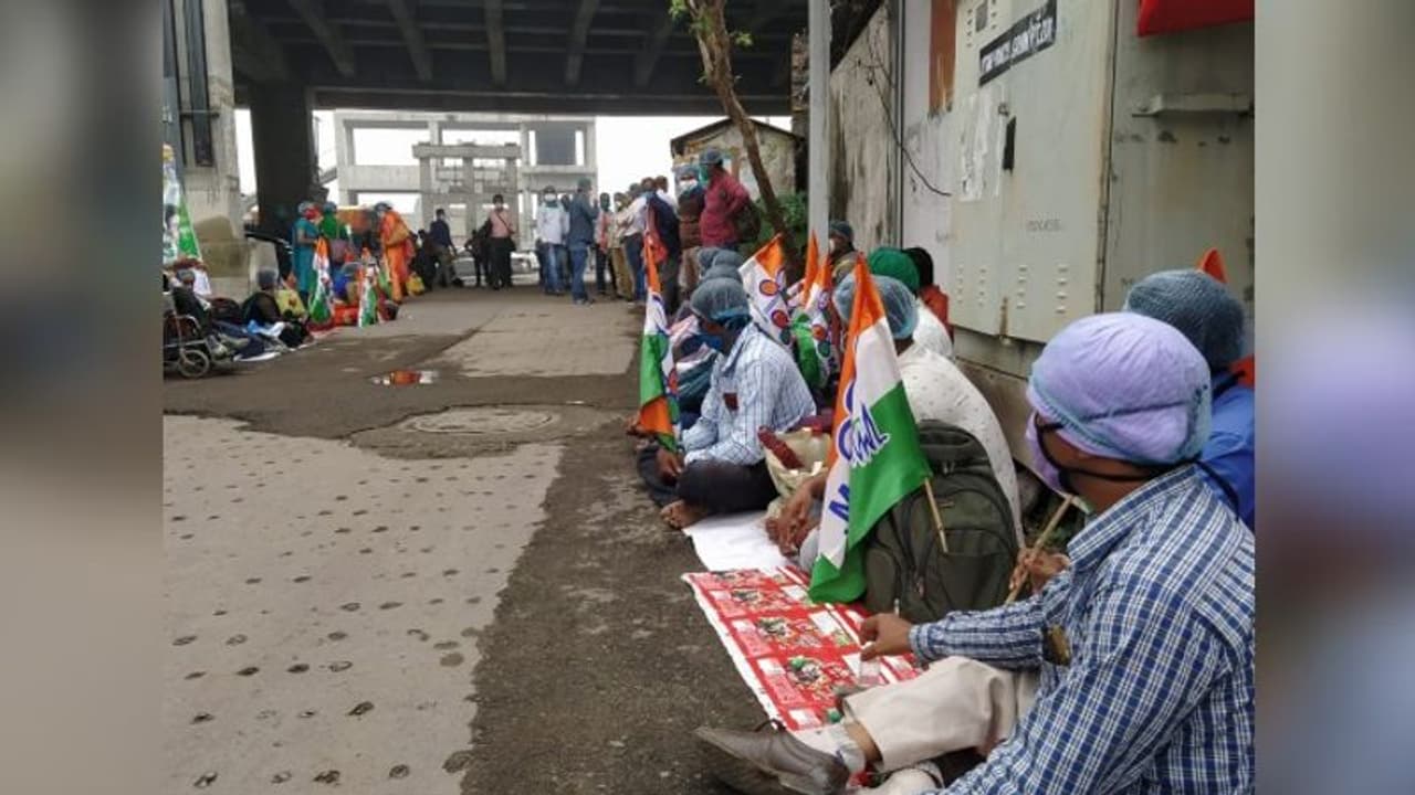 'দলের অন্দরে ক্ষোভ', তৃণমূল ভবনে অবস্থান বিক্ষোভে ২৩ জেলার ২৬০ তৃণমূল কর্মী