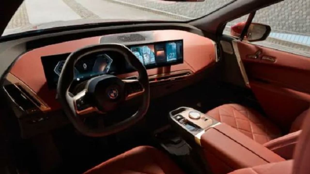 ಸೋಶಿಯಲ್ ಮೀಡಿಯಾದಲ್ಲಿ ಎಡವಟ್ಟು, ಕ್ಷಮೆ ಯಾಚಿಸಿದ BMW!