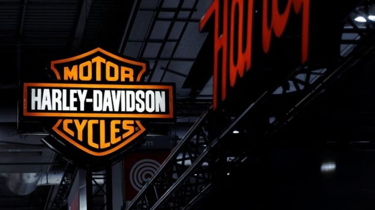 ഹാർലി ഡേവിഡ്സണിനെതിരെ 'ഡാര്‍ക്ക് റൈഡു'മായി റൈഡര്‍മാര്‍