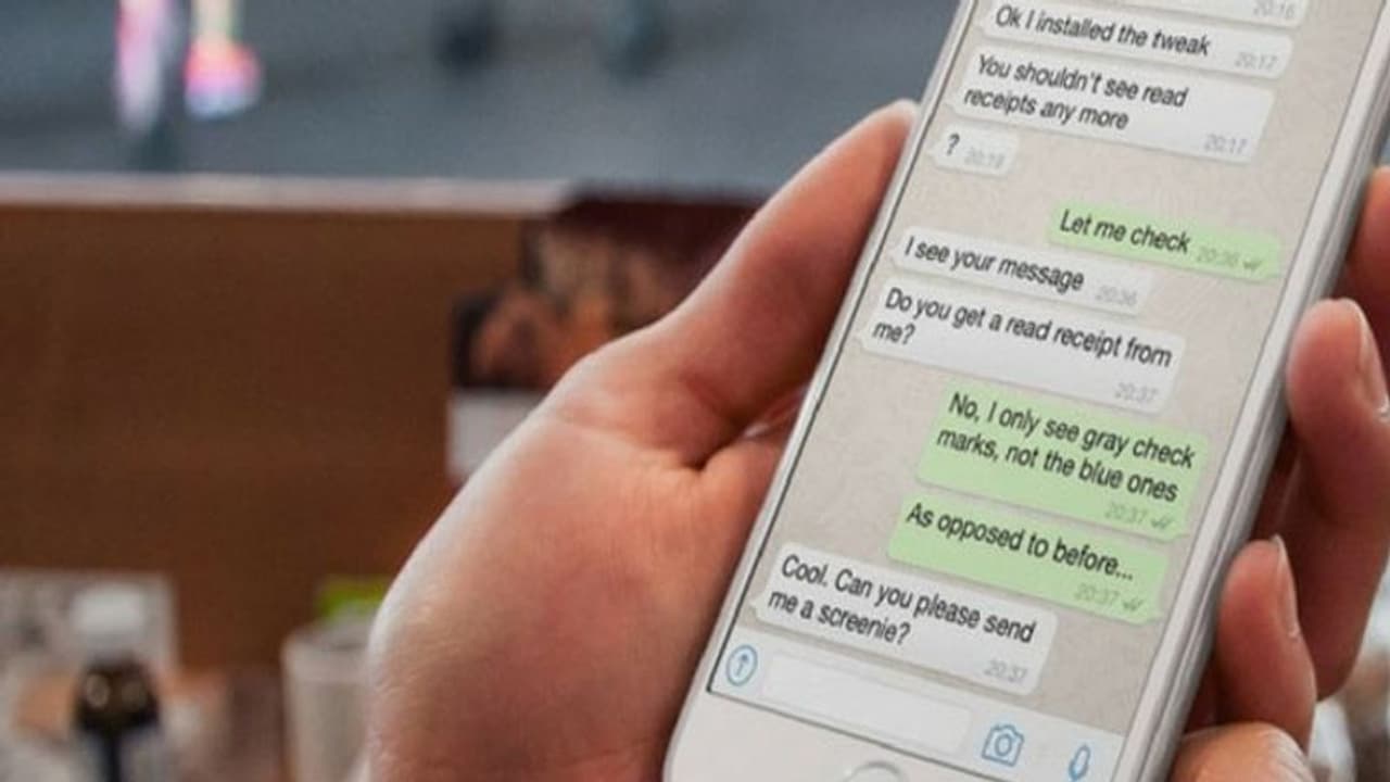 ബ്ലോക്ക് ചെയ്യാതെയോ ഡിലീറ്റ് ചെയ്യാതെയോ ഒരാളുടെ സന്ദേശങ്ങള് വാട്ട്സ്ആപ്പില് എങ്ങനെ മറച്ച് വയ്ക്കാം ബ്ലോക്ക് ചെയ്യാതെയോ ഡിലീറ്റ് ചെയ്യാതെയോ ഒരാളുടെ സന്ദേശങ്ങള് വാട്ട്സ്ആപ്പില് എങ്ങനെ മറച്ച് വയ്ക്കാം