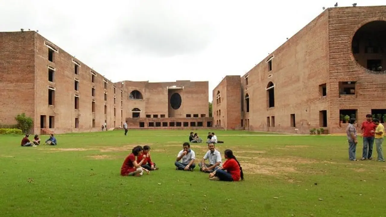 IIM Ahmedabad से पोस्ट ग्रेजुएशन Internship करने का सुनहरा मौका, जानें डिटेल्स