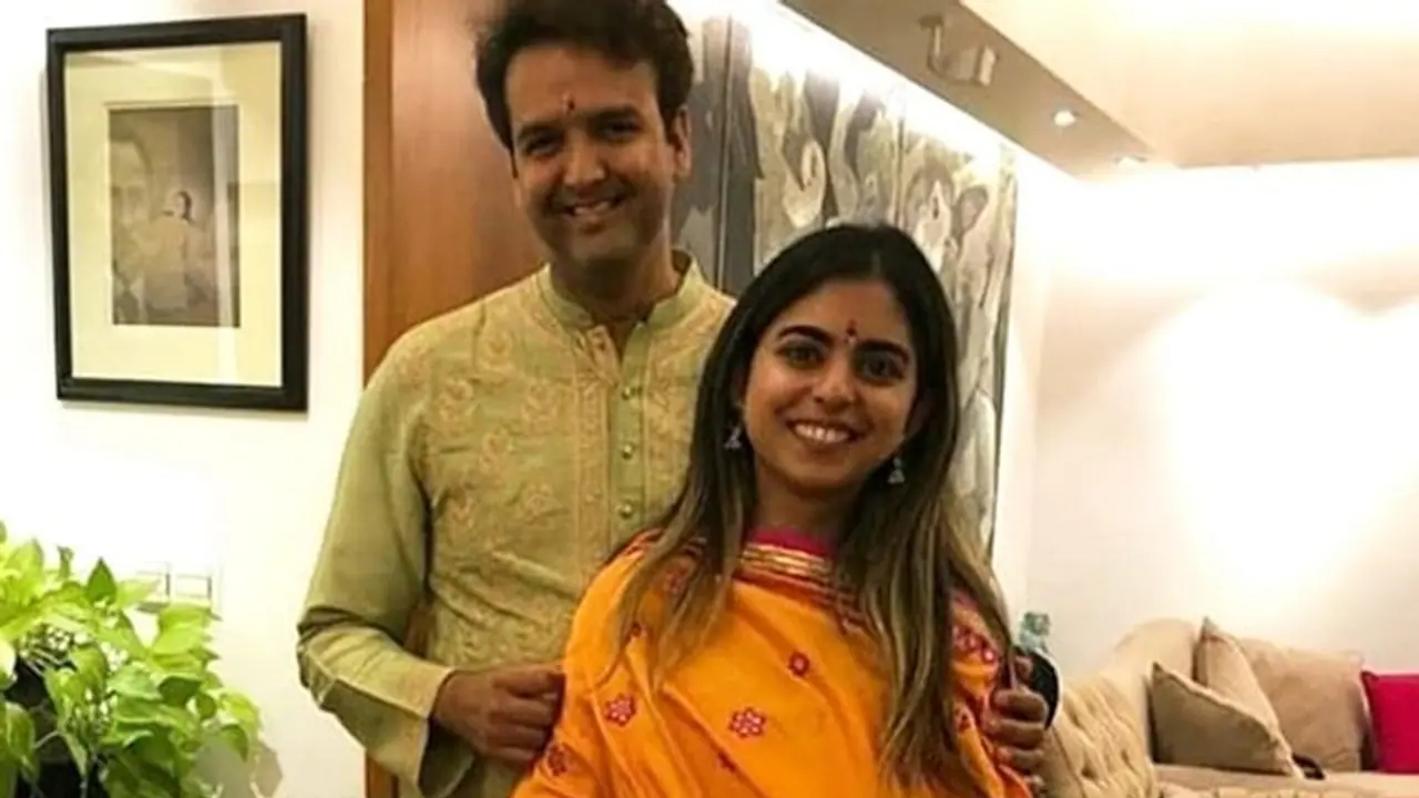 Isha Ambani and Anand Piramal blessed with twins