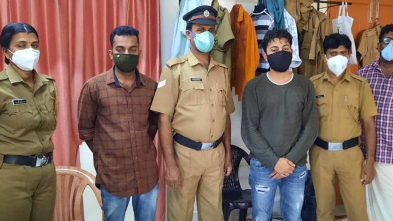 മലപ്പുറത്ത് മാരക മയക്കുമരുന്നുമായി യുവാവ് പിടിയിൽ മലപ്പുറത്ത് മാരക മയക്കുമരുന്നുമായി യുവാവ് പിടിയിൽ