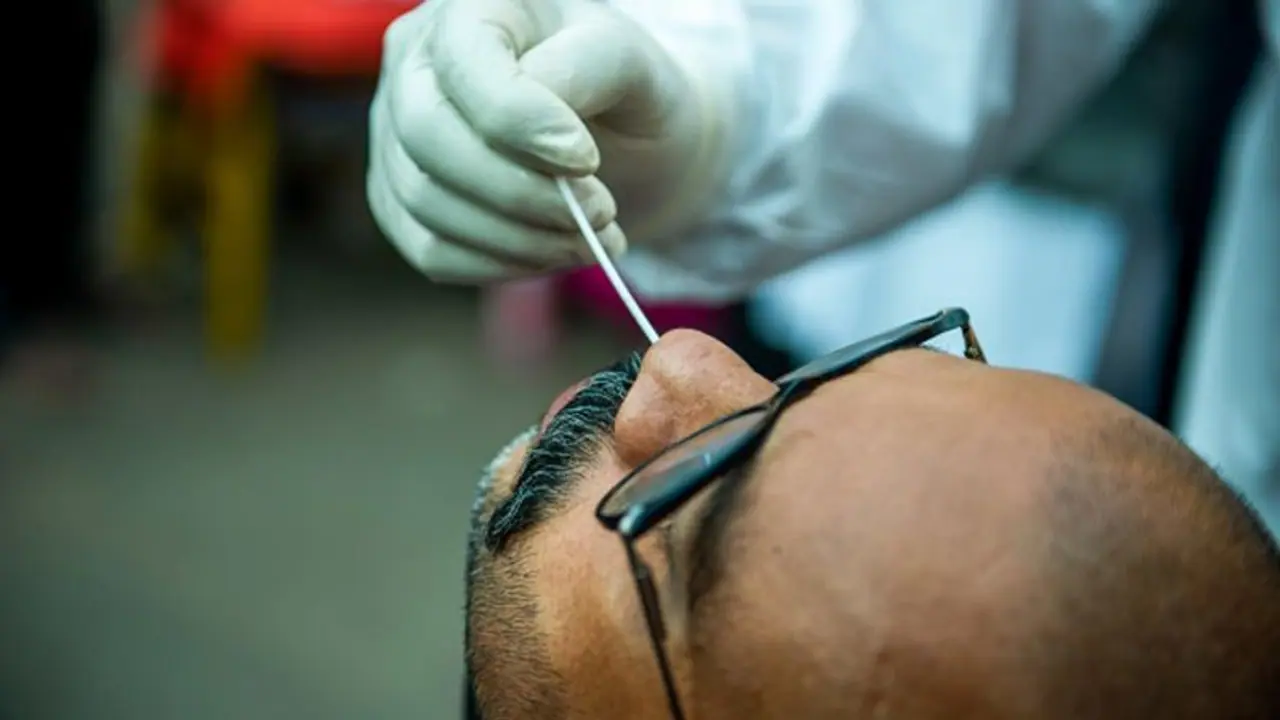 இந்தியாவில் வேகமெடுத்த வைரஸ் தொற்று.. நோய்த்தொற்று விகிதம் 3.8 சதவீதமாக உயர்வு.. அலறும் உலக நாடுகள். இந்தியாவில் வேகமெடுத்த வைரஸ் தொற்று.. நோய்த்தொற்று விகிதம் 3.8 சதவீதமாக உயர்வு.. அலறும் உலக நாடுகள்.