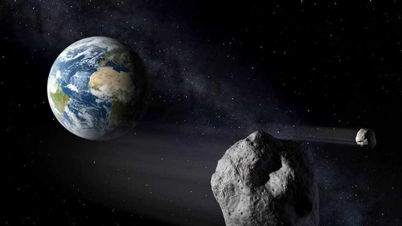 পৃথিবীর দিকে ধেয়ে আসছে সুবিশাল গ্রহাণু, আয়তন তাজমহলের তিনগুণ পৃথিবীর দিকে ধেয়ে আসছে সুবিশাল গ্রহাণু, আয়তন তাজমহলের তিনগুণ