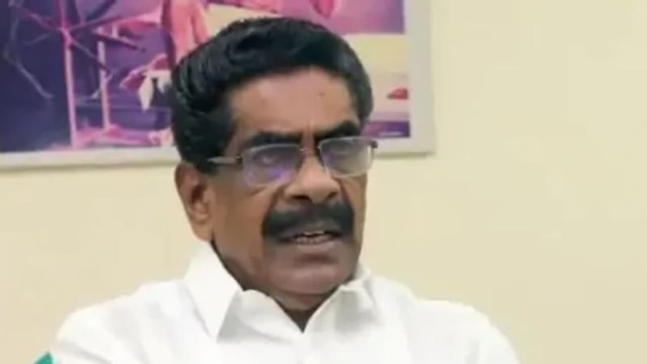 സ്തുതിപാഠകരുമായി മുന്നോട്ട് പോകാനാകില്ല, ആശയ വ്യക്തതയുള്ള നേതാക്കൾ വേണമെന്ന് മുല്ലപ്പള്ളി