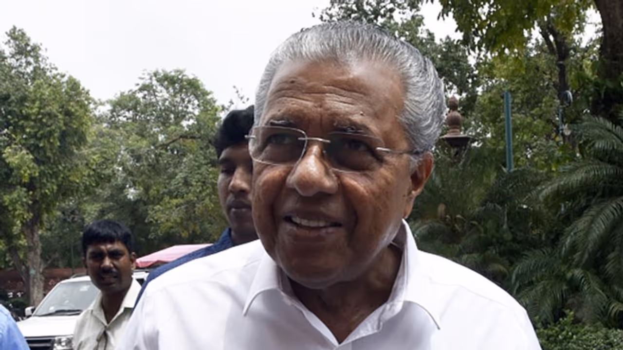 വയനാടിന് പ്രത്യേക പാക്കേജ്; പ്രഖ്യാപിക്കാൻ മുഖ്യമന്ത്രി കൽപറ്റയിലെത്തും വയനാടിന് പ്രത്യേക പാക്കേജ്; പ്രഖ്യാപിക്കാൻ മുഖ്യമന്ത്രി കൽപറ്റയിലെത്തും