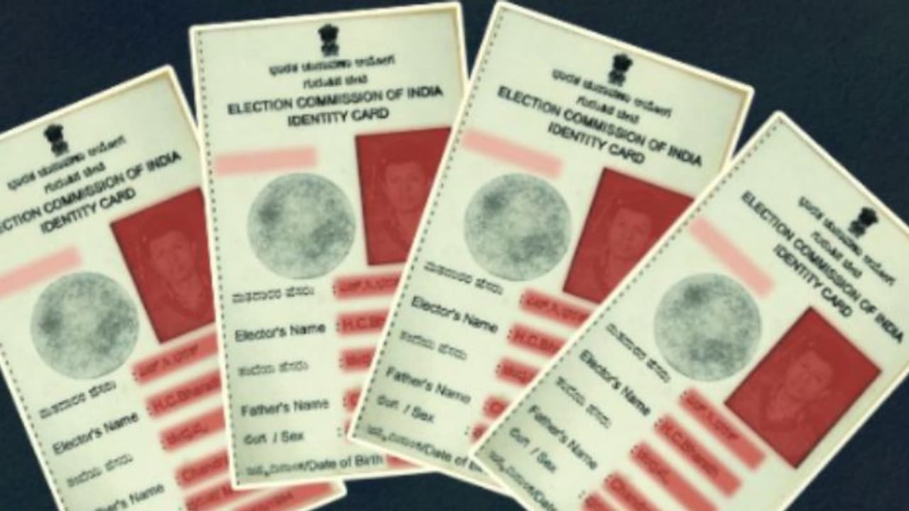 বাড়িতে বসেই পেয়ে যাবেন রঙিন 'Voter Card', আবেদন করুন এই পদ্ধতিতে