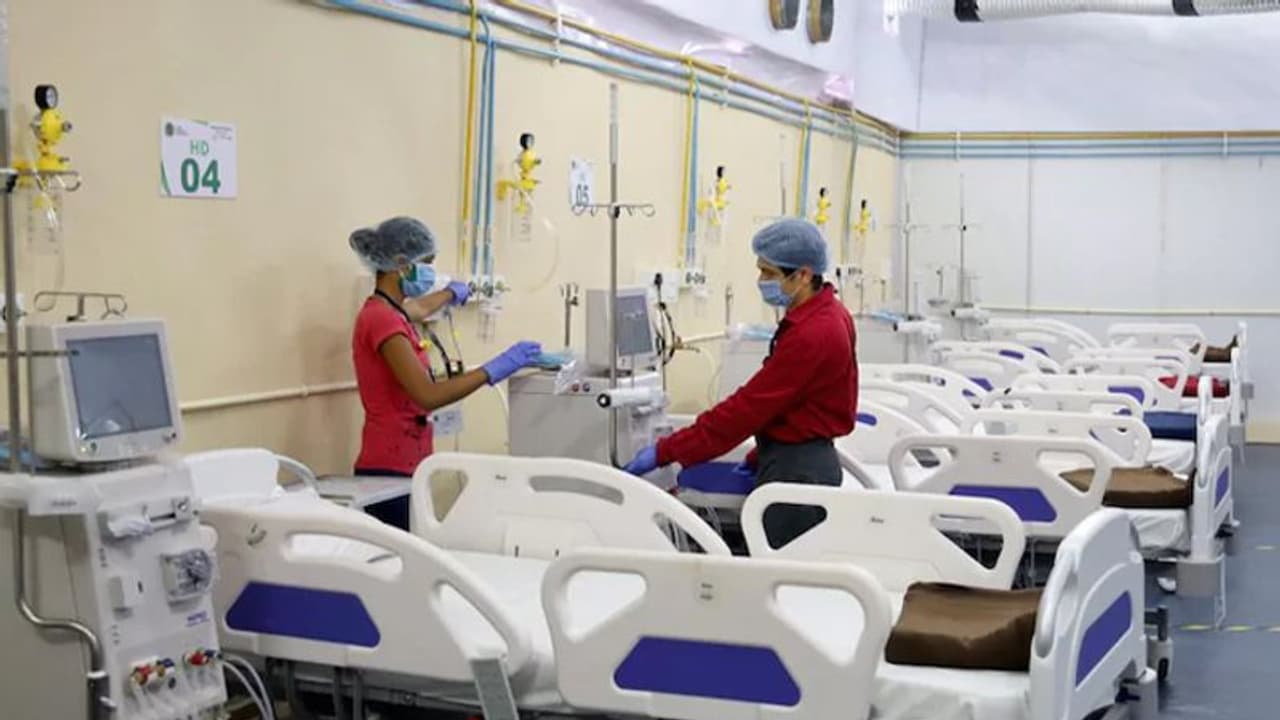 कोरोना में डॉक्टर पति पर काम के तनाव से परेशान पत्नी पहुंची कोर्ट, कहा वैवाहिक जीवन में आ रहा तनाव कोरोना में डॉक्टर पति पर काम के तनाव से परेशान पत्नी पहुंची कोर्ट, कहा वैवाहिक जीवन में आ रहा तनाव