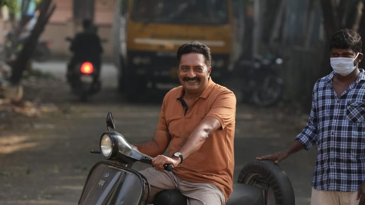 இளம் நடிகரின் 'கிளாப்' படத்தில் இணைந்த பிரகாஷ்ராஜ்..! இளம் நடிகரின் 'கிளாப்' படத்தில் இணைந்த பிரகாஷ்ராஜ்..!