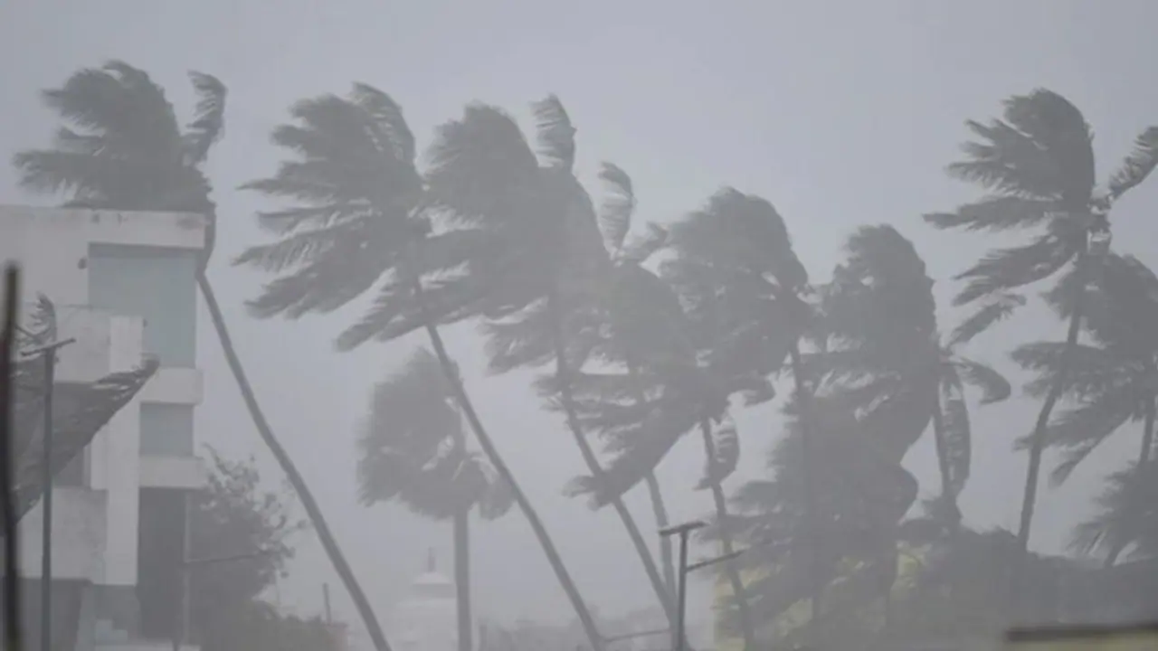 ತೌಕ್ಟೆಯಿಂದ ಪಾರಾದ ಕರಾವಳಿ : ಮಾಯವಾಯ್ತು ಬಿರುಗಾಳಿ